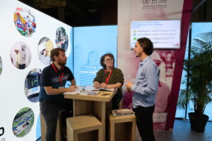 Des conseillers de l'Agglo sur le stand du Salon de l'habitat