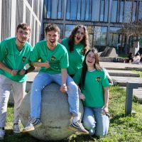Des étudiants en STAPS porteurs de la manifestation
